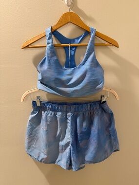 Old Navy Light Blue Women's Sports Bra and Matching Shorts Set